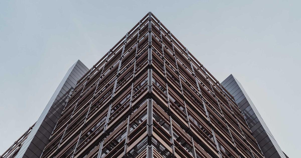 Fix Keyword Cannibalization in WordPress: A Guide for Niche Site Owners to Recover from Traffic Drops with AI-Assisted Workflows